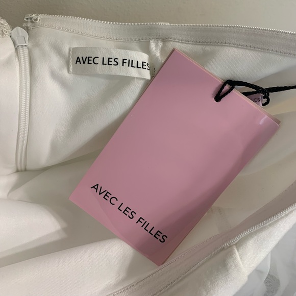 Avec Les Filles Mini Dress With Gloves | Puff Sleeves | Bridal | Engagement - Picture 2 of 8